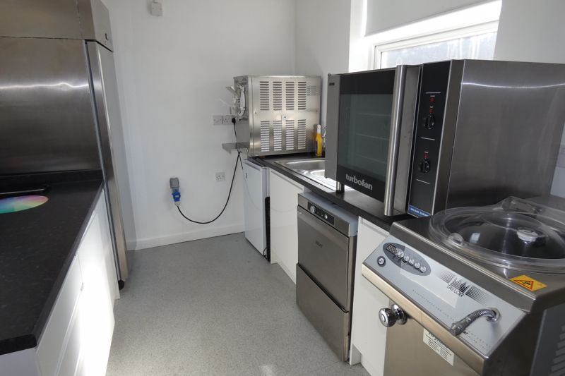 Ground Floor- click for photo gallery